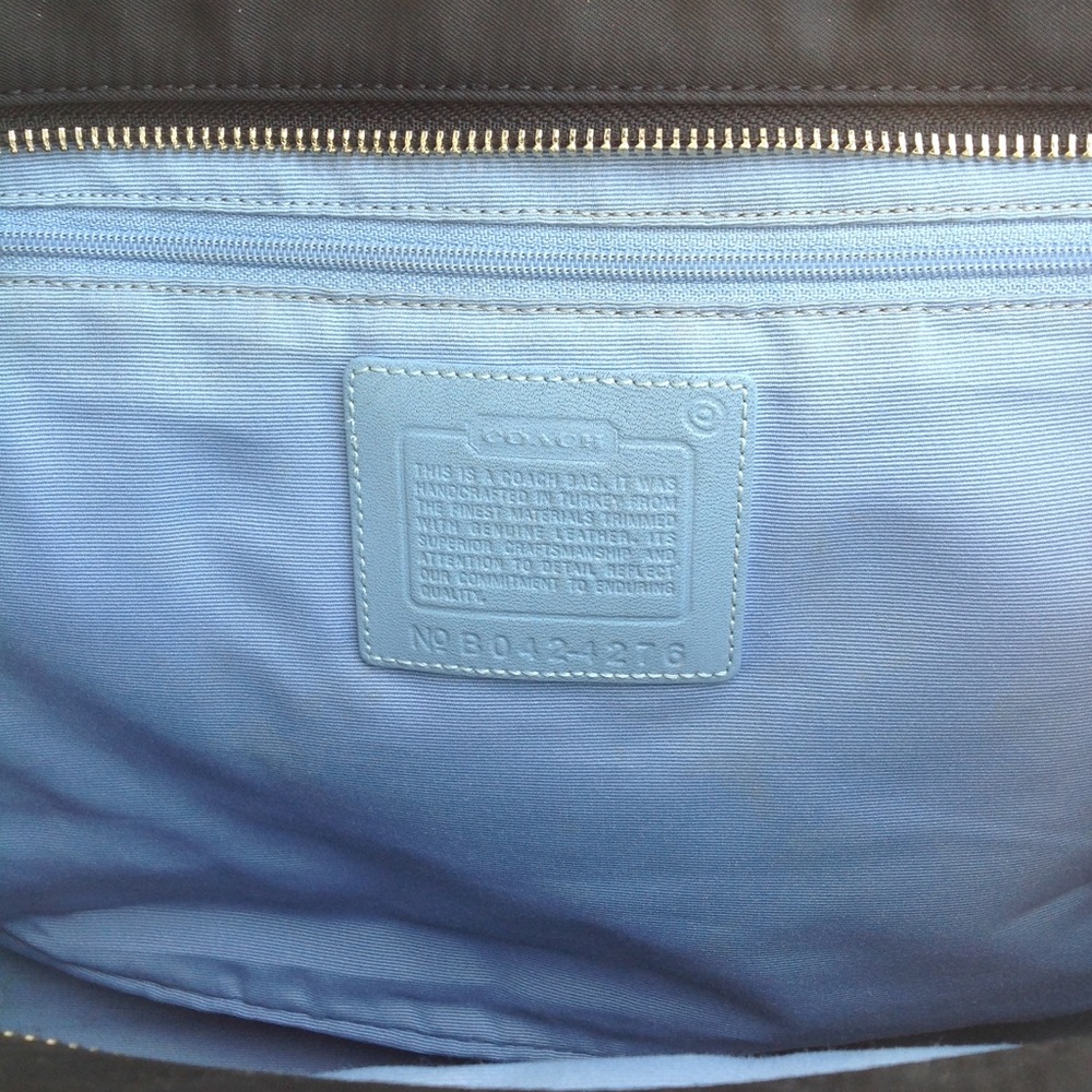 Rare Coach Carry All Hamptons Large Sateen Satchel - Picture 6 of 9